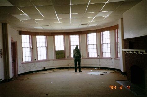 Gallery: Topeka State Hospital > TSH > TSH4.jpg - Urban Exploration Resource