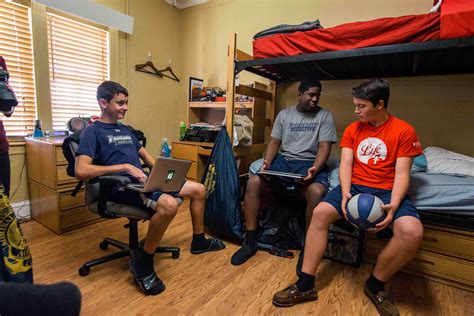 Boys dorm at boarding school in Florida Admiral Farragut Academy - Admiral Farragut Academy