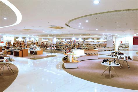 » SM shoes department, Makati – Philippines