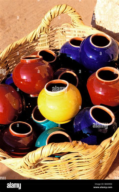 Safi morocco pottery hi-res stock photography and images - Alamy