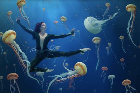 Underwater Modeling Tips By A Real Underwater Woman