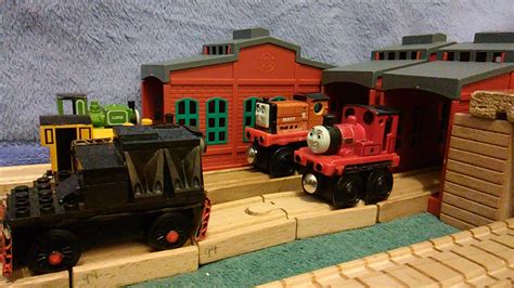 My custom Wooden Railway rheneas - YouTube