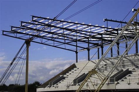 Cantilevered Beams and Trusses- Uses and Advantages - The Constructor