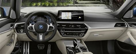 2022 BMW 5 Series Interior & Dimensions | United BMW