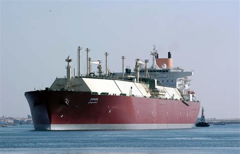 Qatar LNG Exports Shrink From Record as Australia, U.S. Expand - Bloomberg