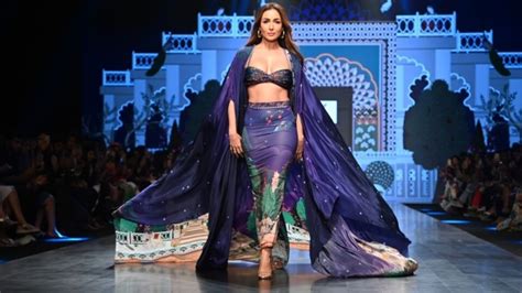 Internet believes Malaika Arora had the best walk at Lakme Fashion Week, say 'Malla just owned ...