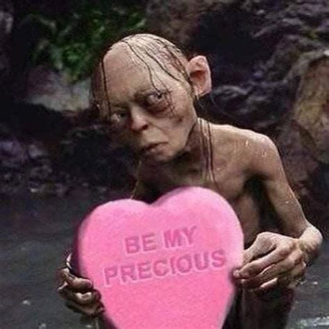 Gollum Meme LOTR 😆 Happy Valentine's Day Gollum Meme, The Hobbit Gollum, Gollum Smeagol, O ...