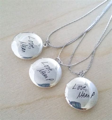 Personalized engraved jewelry necklaces - Disk Trend Magazine