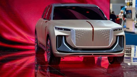 A Chinese company is planning to take on Rolls Royce with an ultra ...