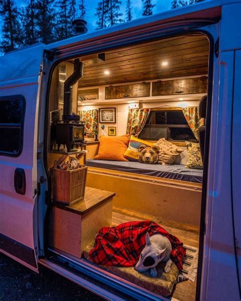 This van looks so cozy on the inside! It makes me want to live in a camper! Plus I love that ...