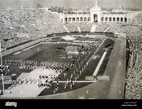 Olympic athletes ceremony hi-res stock photography and images - Alamy