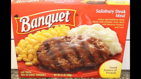 Banquet: Salisbury Steak Meal Review - YouTube