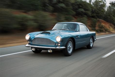 1961 Aston Martin DB4 - Revivaler