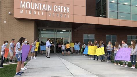 Mountain Creek 7th Graders Start Early To Ease Middle School Transition