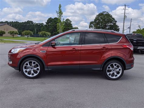 Pre-Owned 2016 Ford Escape Titanium FWD Sport Utility