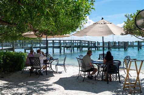 Must-try waterfront restaurants in Sarasota, Longboat Key, Osprey | Your Observer