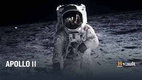 Buzz Aldrin - Moon Landing, Age & Mother