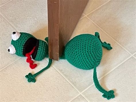 Crochet Frog Door Stopper / Door Stop / Frog Door Stop / - Etsy