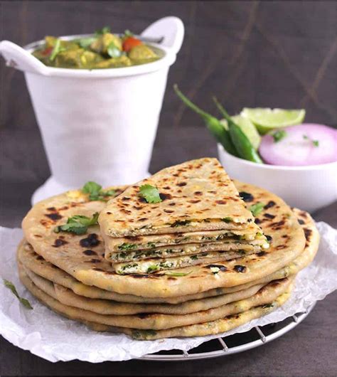 Paneer Paratha : How make Paneer Paratha at home