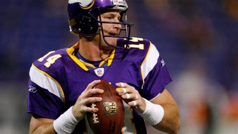 10 Best Minnesota Vikings QBs of All-Time