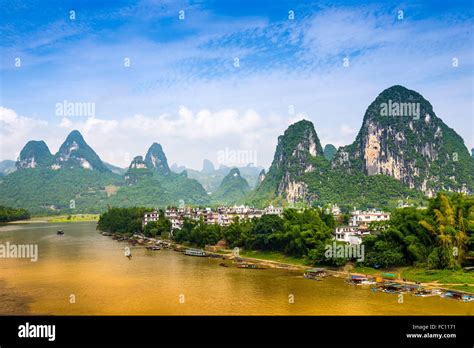 Karst mountains limestone peaks li hi-res stock photography and images - Alamy