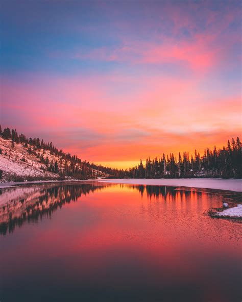 Twin Lakes Sunrise 3574x4467 : r/EarthPorn