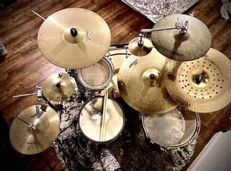 Simple church set up : drums