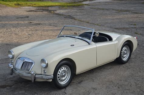 1959 MG MGA TWIN CAM | Frazier Motorcar Company