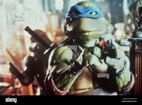 TEENAGE MUTANT NINJA TURTLES, Leonardo, (voiced by: Brian Tochi), 1990. ph: Alan Markfield ...