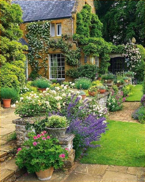 44 Pretty Cottage Garden Border Ideas - Craft and Home Ideas | Cottage garden design, Cottage ...