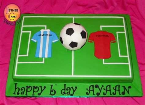 Football Pitch Cake | Ibthi Sama | Flickr