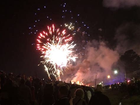 BONFIRES ON THE LEVEE - Updated December 2024 - 52 Photos & 10 Reviews - Lutcher, Louisiana ...