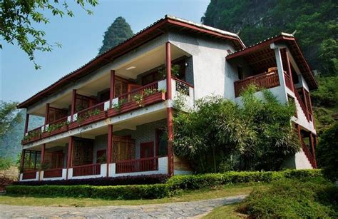 Yangshuo Mountain Retreat