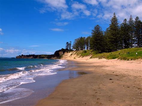 Ocean Beach, Motuihe Island 30-03-2012 1-32-30 p.m. | Flickr