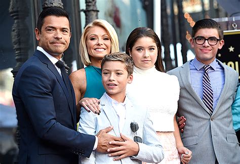 Kelly Ripa & Mark Consuelos Dress Up With Son Joaquin For Gaynor Gala ...