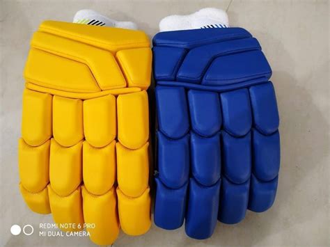 White Cricket Wicket Keeper Gloves, Size: Large at best price in Meerut