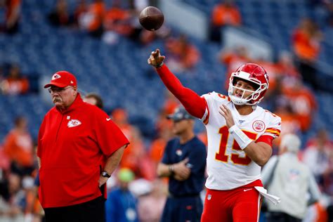 Why the Kansas City Chiefs offense should improve in 2020