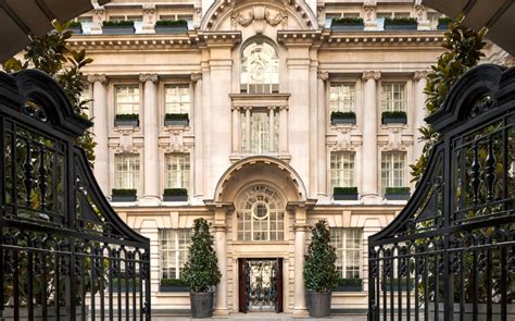 Rosewood Hotel: Accessible Antiquity in the Heart of London