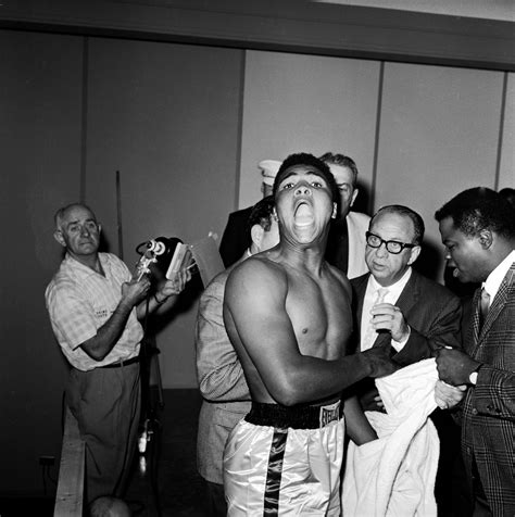 Muhammad Ali vs. Liston 1964: Classic Photos of Ali's First Title Bout | TIME