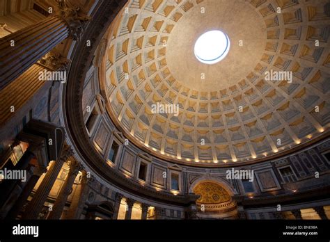 Interior oculus dome in Pantheon, Rome, Italy Stock Photo - Alamy