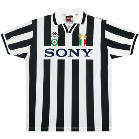 Juventus FC 1995-96 Home Kit