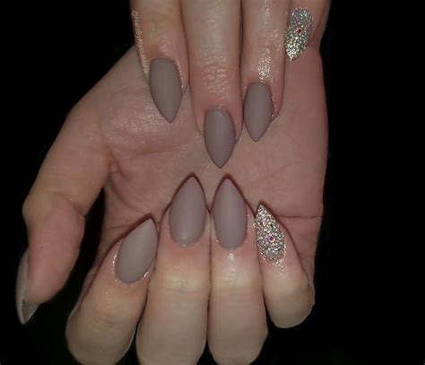 Gorgeous Matte Taupe Bling Nails 😍😍💎💅 | Taupe nails, Bling nails, Nails