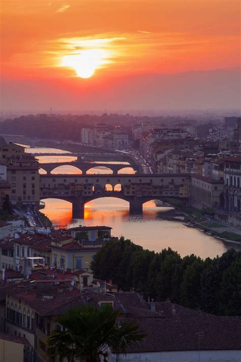 Ponte Vecchio at sunset, Florence, Tuscany, Italy | Dream vacations ...