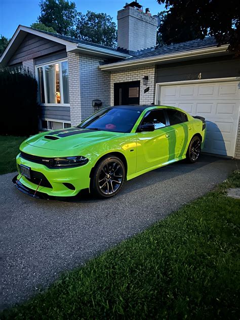 Steve's 2023 Dodge Charger - Holley My Garage