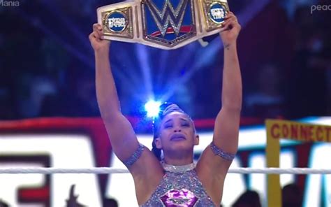 Bianca Belair Wins SmackDown Women's Title At WrestleMania 37