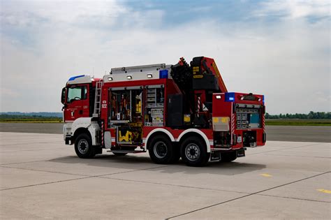 Fire rescue vehicles | Heavy rescue vehicles - Rosenbauer