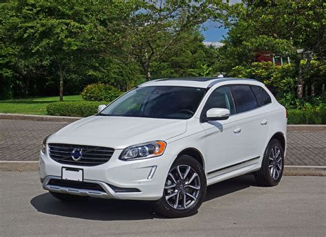 2016 Volvo XC60 T5 AWD SE Premier Road Test Review | The Car Magazine