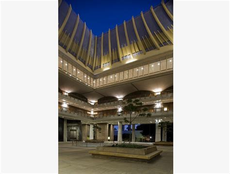 The Hawaii State Capitol - Docomomo