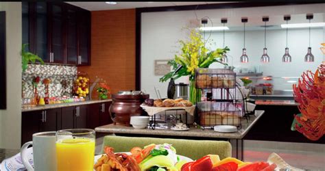 HILTON GARDEN INN BREAKFAST HOURS - Eat BreakFast - Be Healthy - Be ...