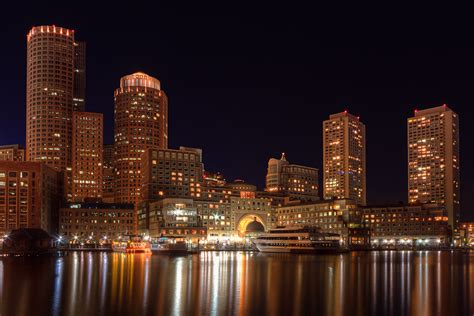 Night Photography in the City of Boston